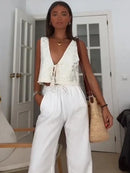 Conjunto de Colete e Saia Branca